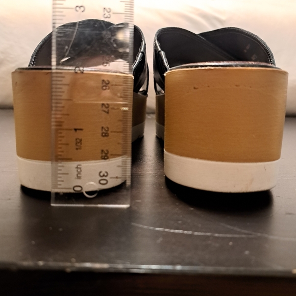 Lucky Brand Black Vebony leather, padded insole platform Sandals size 7, 37 1/2 - Picture 10 of 10